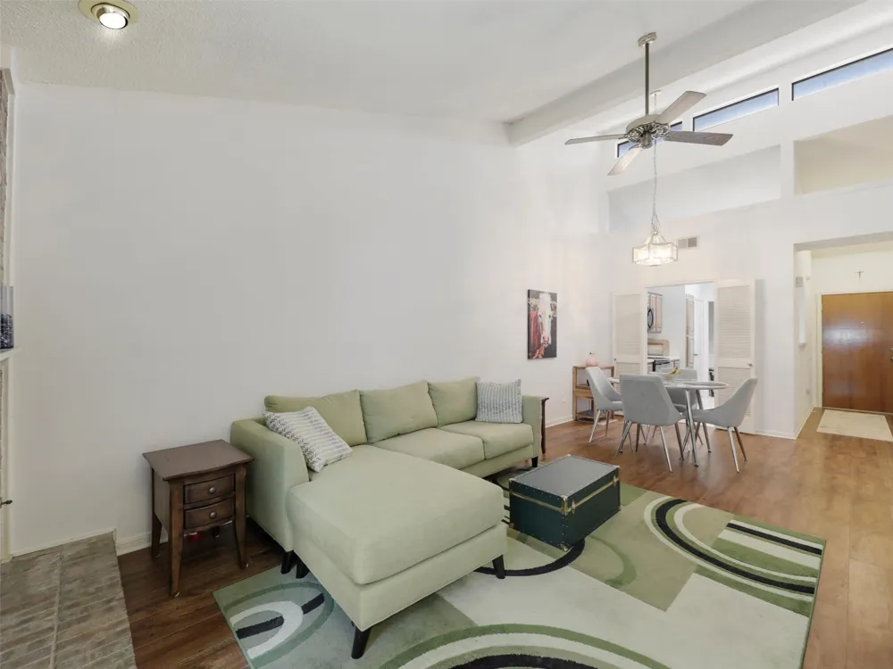 2204 W Park Boulevard #2803 Plano, TX 75075
