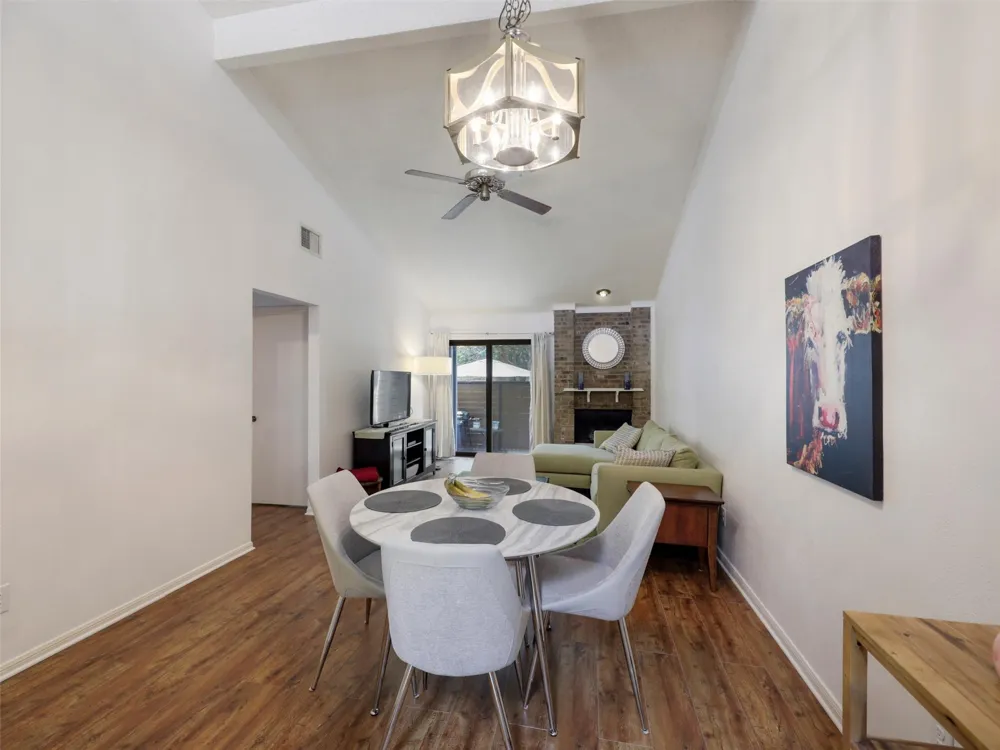 2204 W Park Boulevard #2803 Plano, TX 75075
