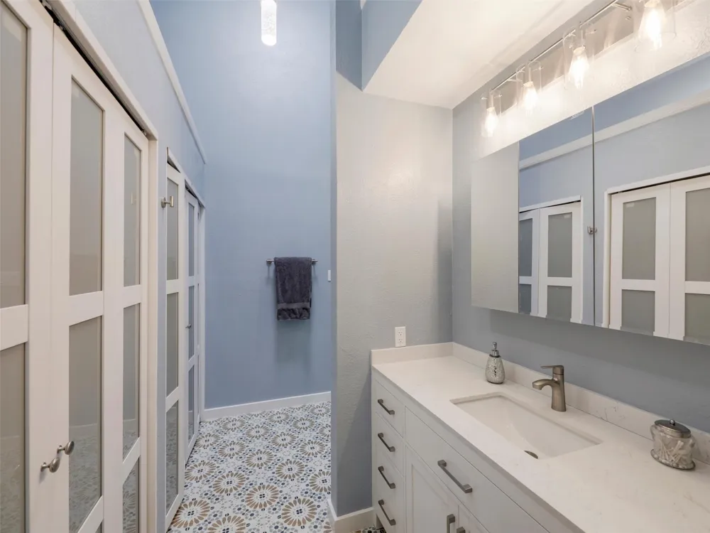 2204 W Park Boulevard #2803 Plano, TX 75075
