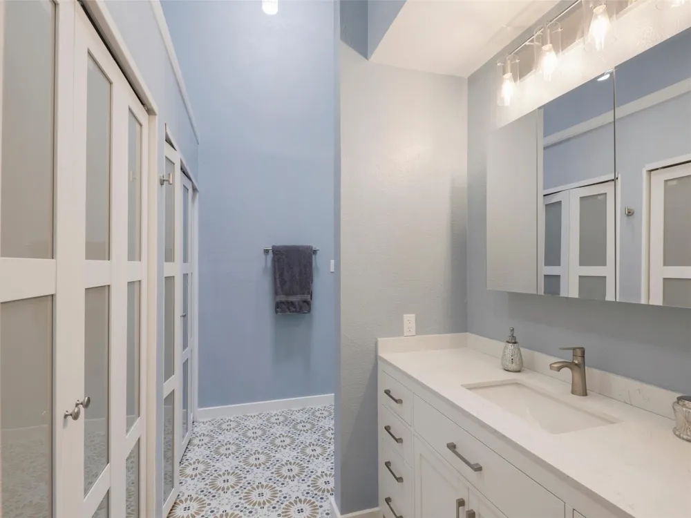 2204 W Park Boulevard #2803 Plano, TX 75075