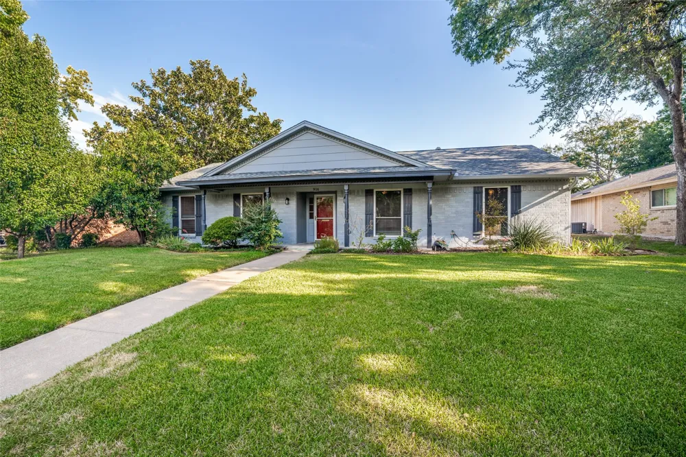 916 Loganwood Avenue Richardson, TX 75080