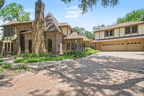 315 Oakview Circle