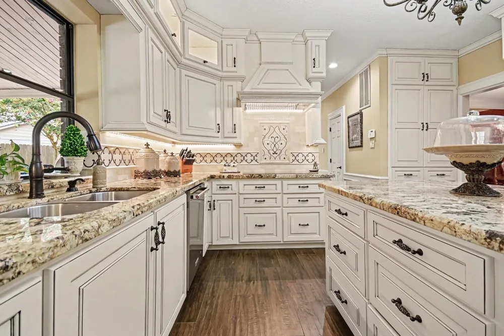 315 Oakview Circle El Lago, TX 77586