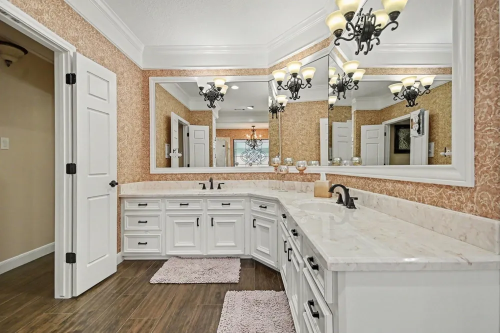 315 Oakview Circle El Lago, TX 77586