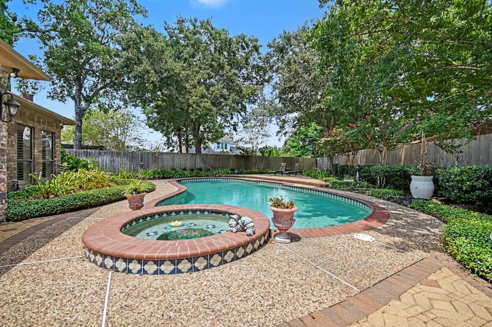 315 Oakview Circle El Lago, TX 77586