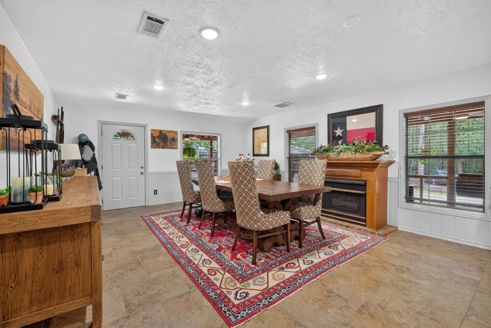 272 Tom Marsh Road Livingston, TX 77351