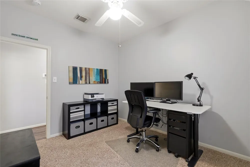 4034 Ridgepoint Drive Pearland, TX 77584