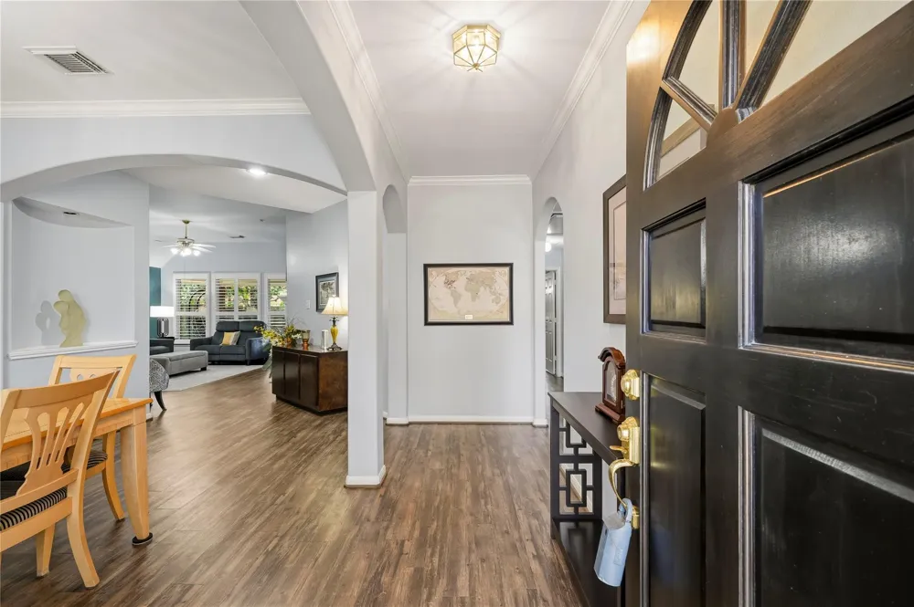 4034 Ridgepoint Drive Pearland, TX 77584