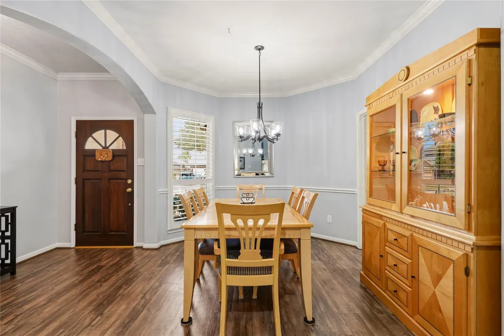 4034 Ridgepoint Drive Pearland, TX 77584