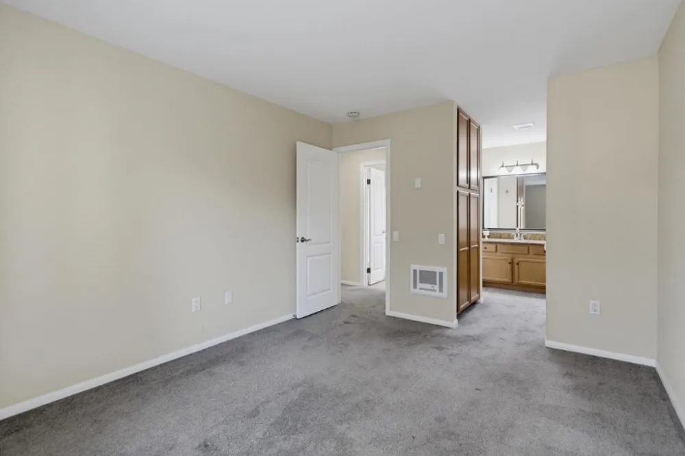 3456 Castle Glen Dr #256 San Diego, CA 92123