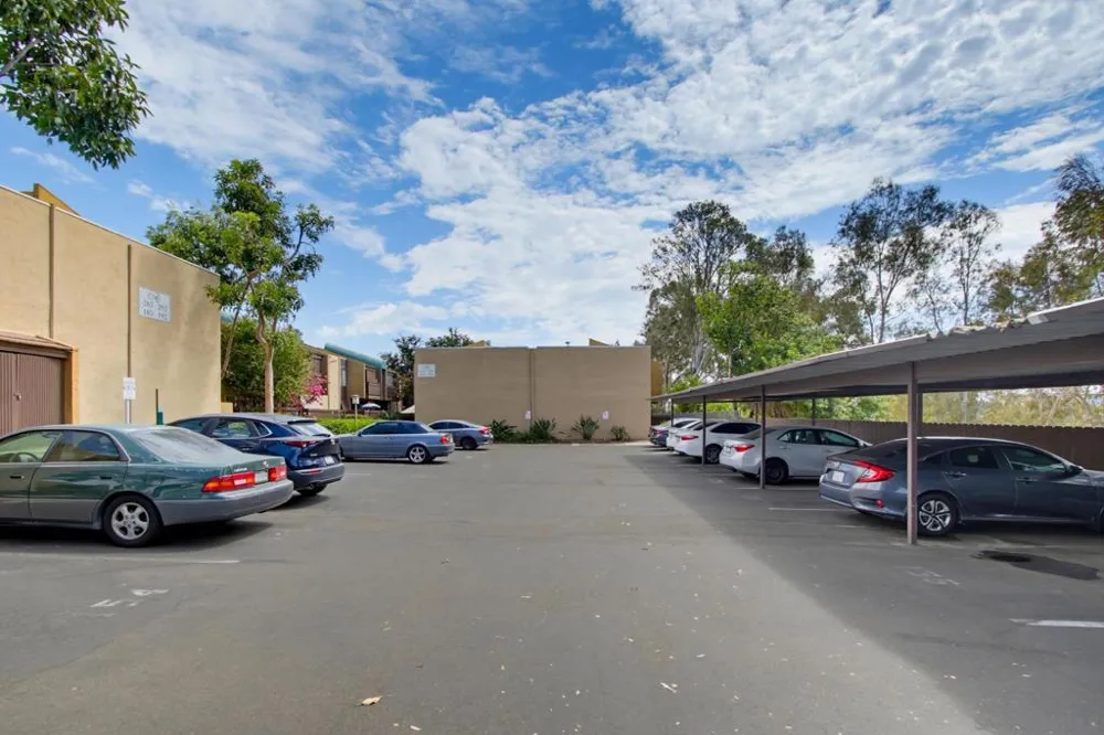 3456 Castle Glen Dr #256 San Diego, CA 92123