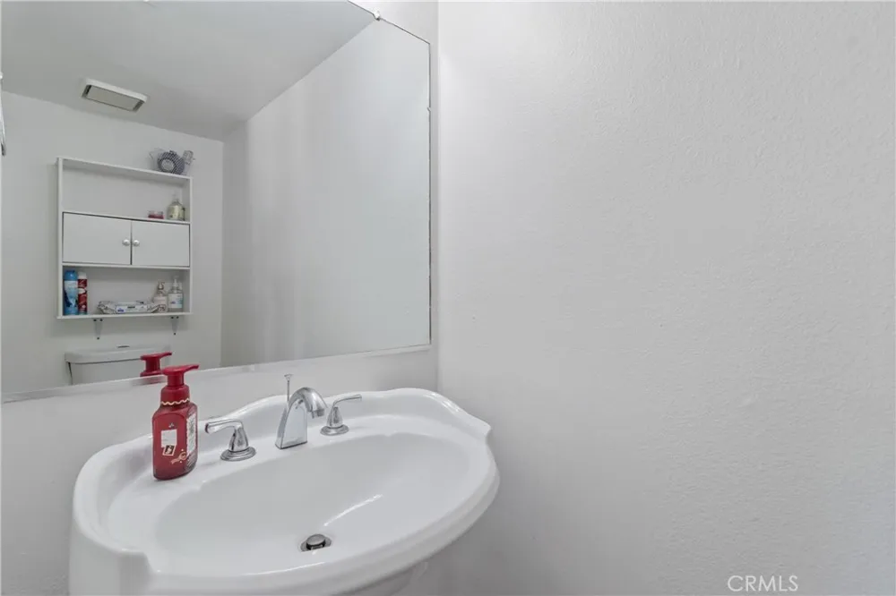 38224 San Mateo Palmdale, CA 93551