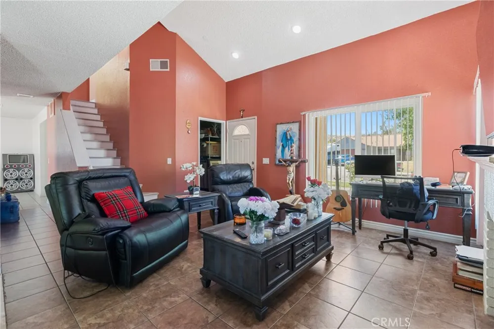 38224 San Mateo Palmdale, CA 93551