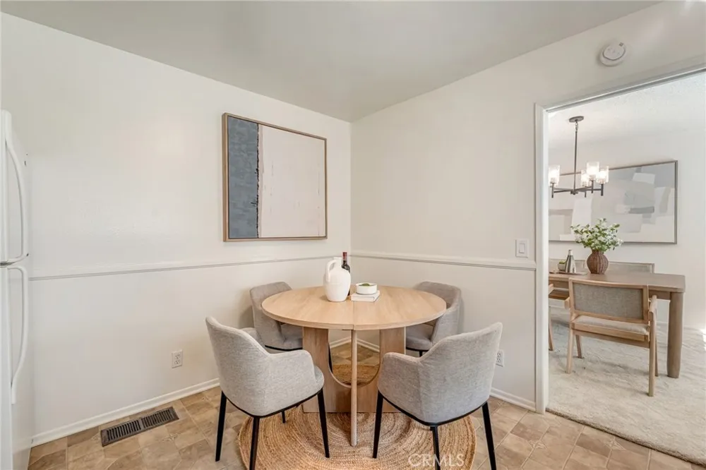 26015 Alizia Canyon #B Calabasas, CA 91302