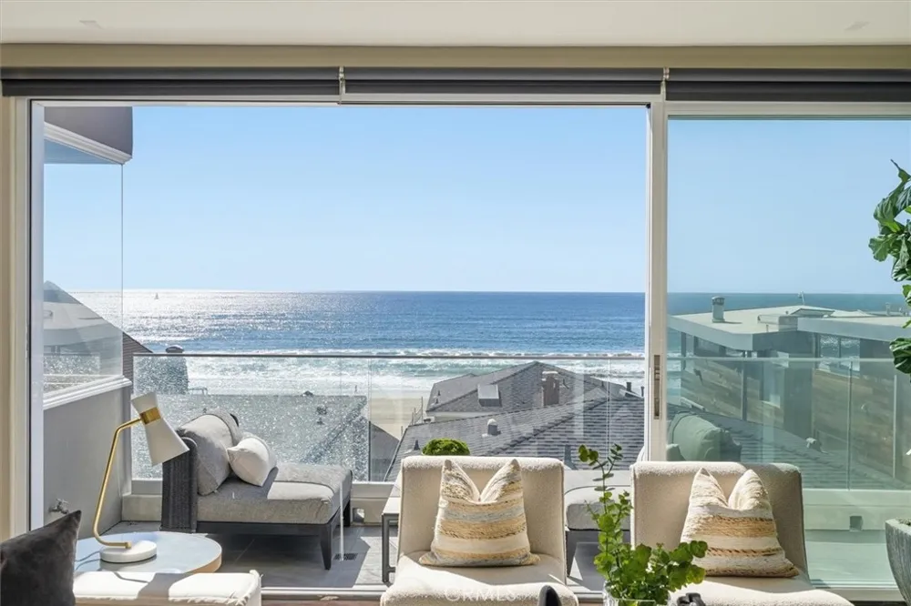 2406 Ocean Drive Manhattan Beach, CA 90266