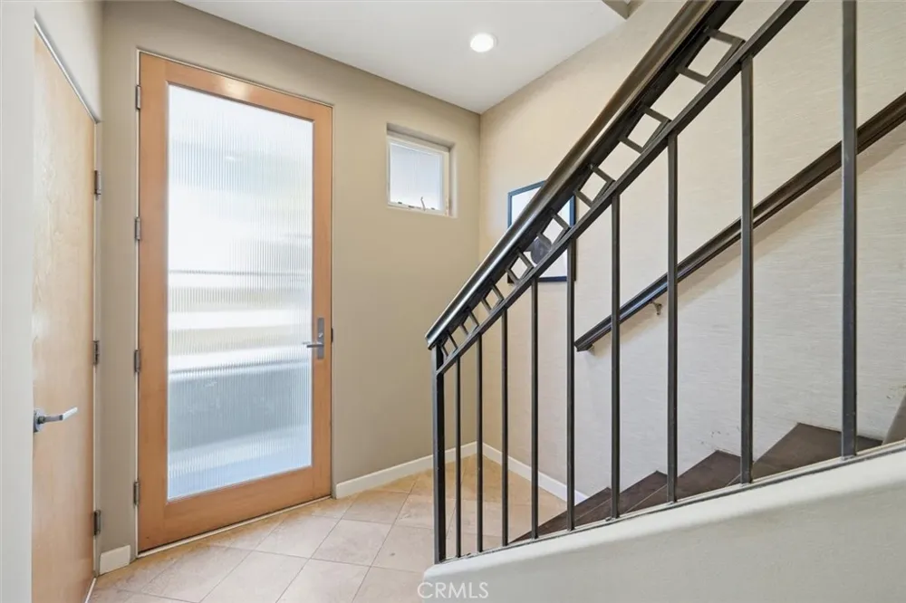 2406 Ocean Drive Manhattan Beach, CA 90266