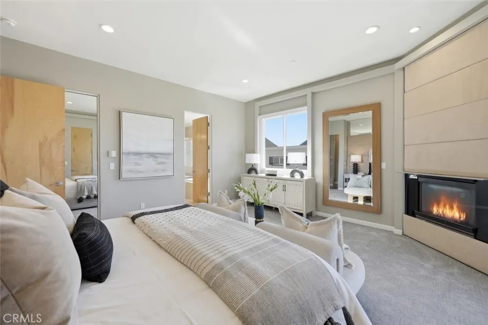 2406 Ocean Drive Manhattan Beach, CA 90266