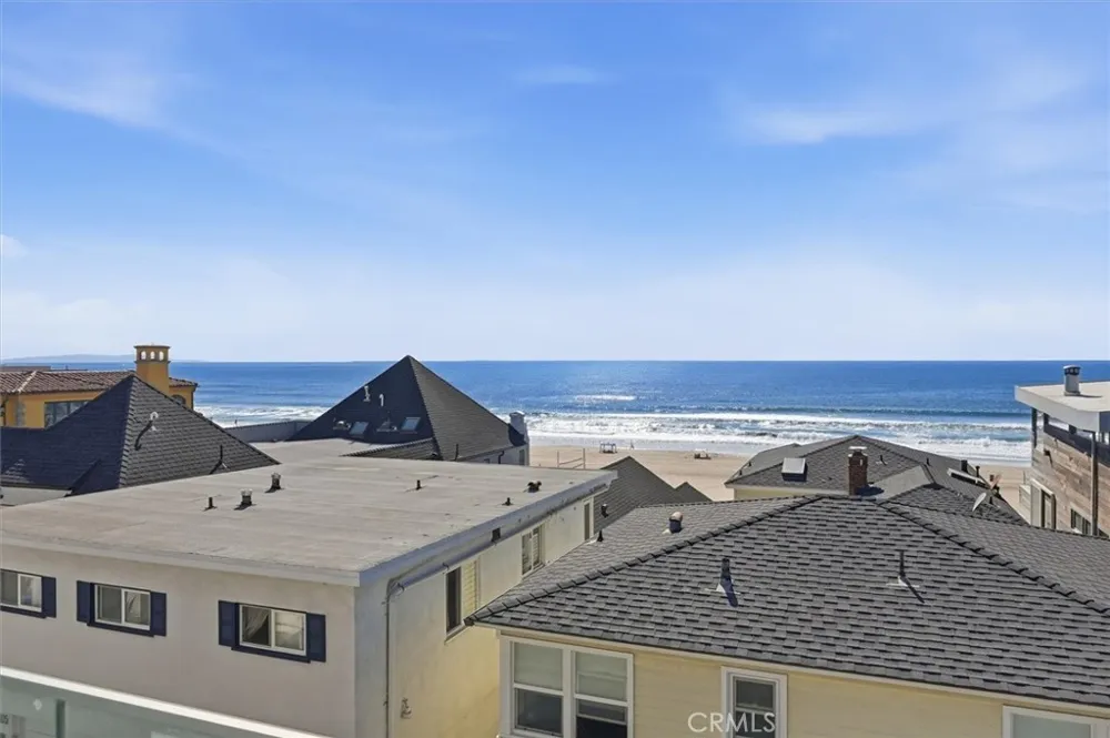 2406 Ocean Drive Manhattan Beach, CA 90266