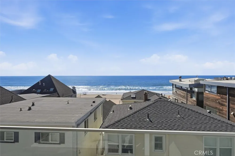 2406 Ocean Drive Manhattan Beach, CA 90266