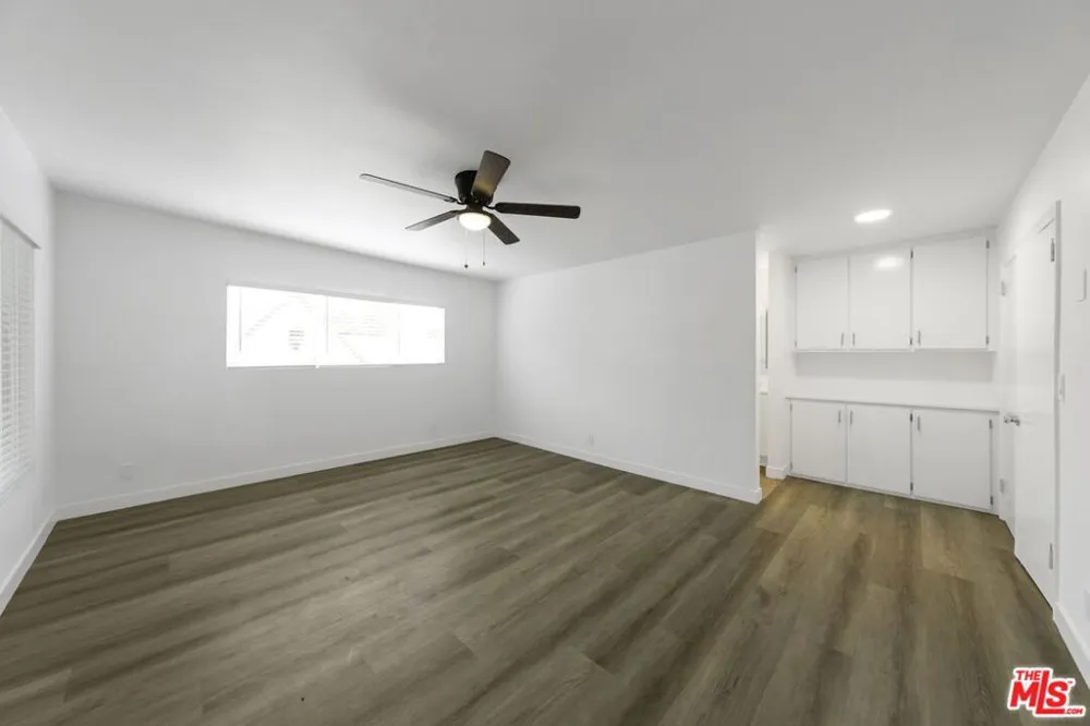 820 Pier Avenue #1 Santa Monica, CA 90405