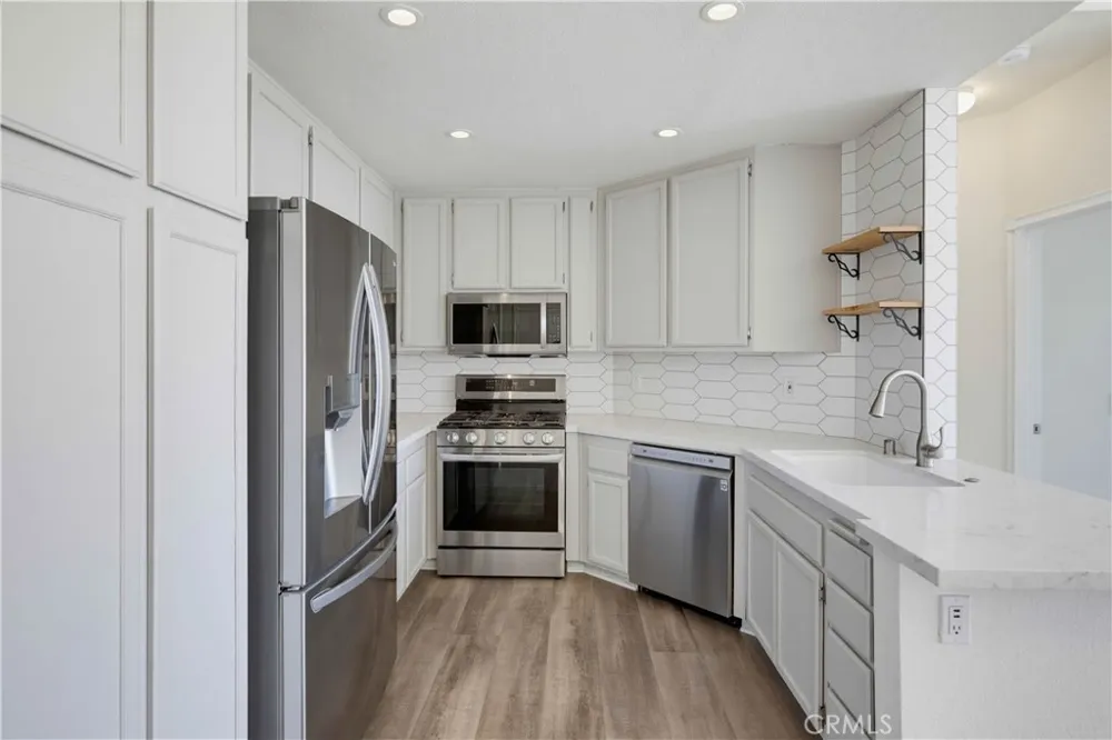 19431 Rue De Valore #22L Lake Forest, CA 92610
