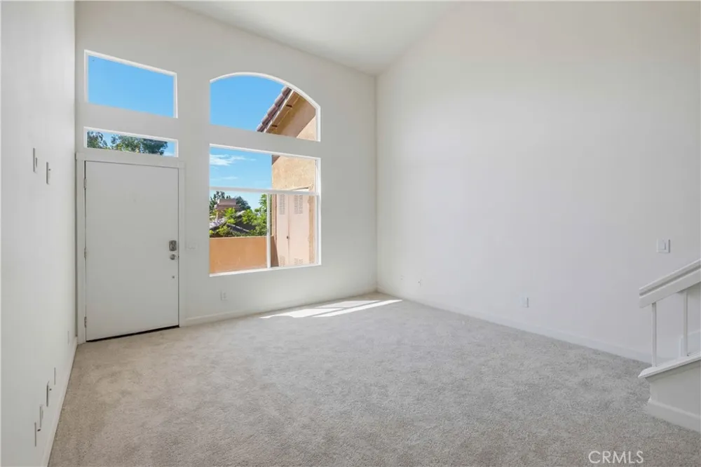 19431 Rue De Valore #22L Lake Forest, CA 92610