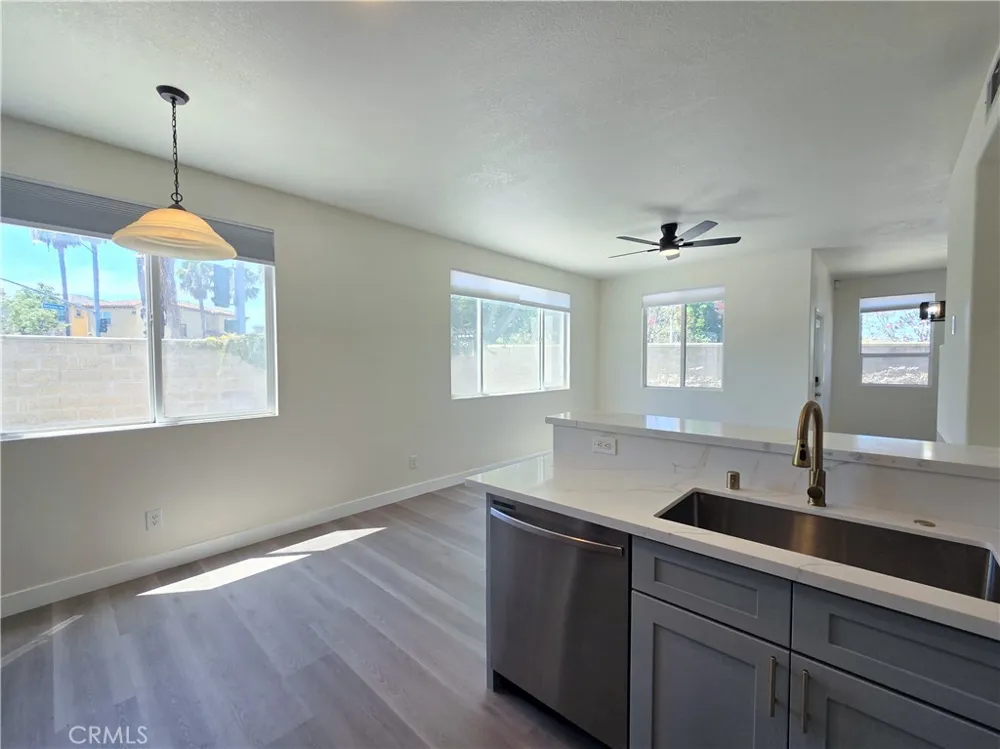 3408 Duchess Lane Long Beach, CA 90815