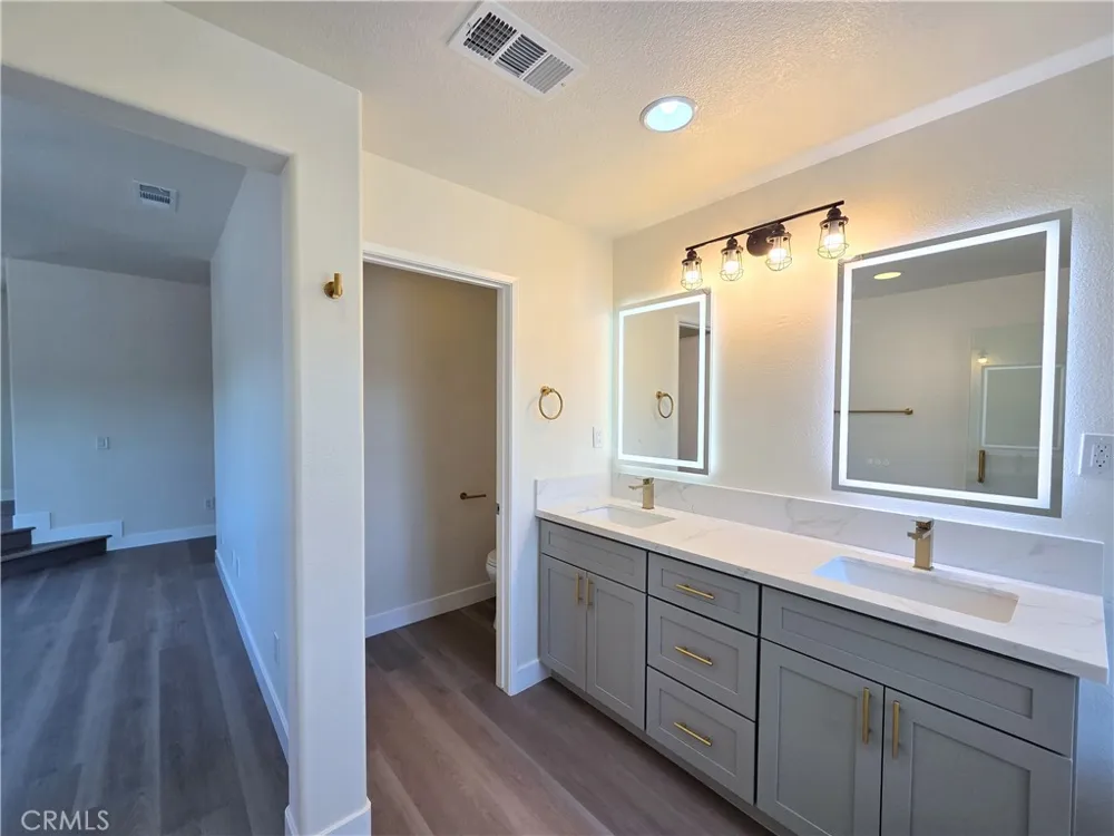 3408 Duchess Lane Long Beach, CA 90815