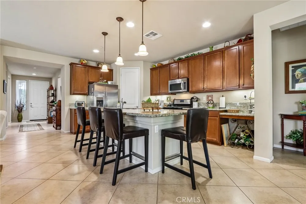 5365 Paseo Famosa Hemet, CA 92545