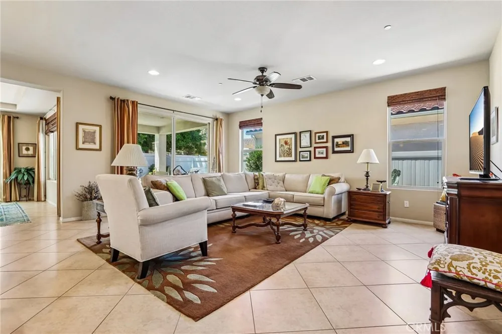 5365 Paseo Famosa Hemet, CA 92545