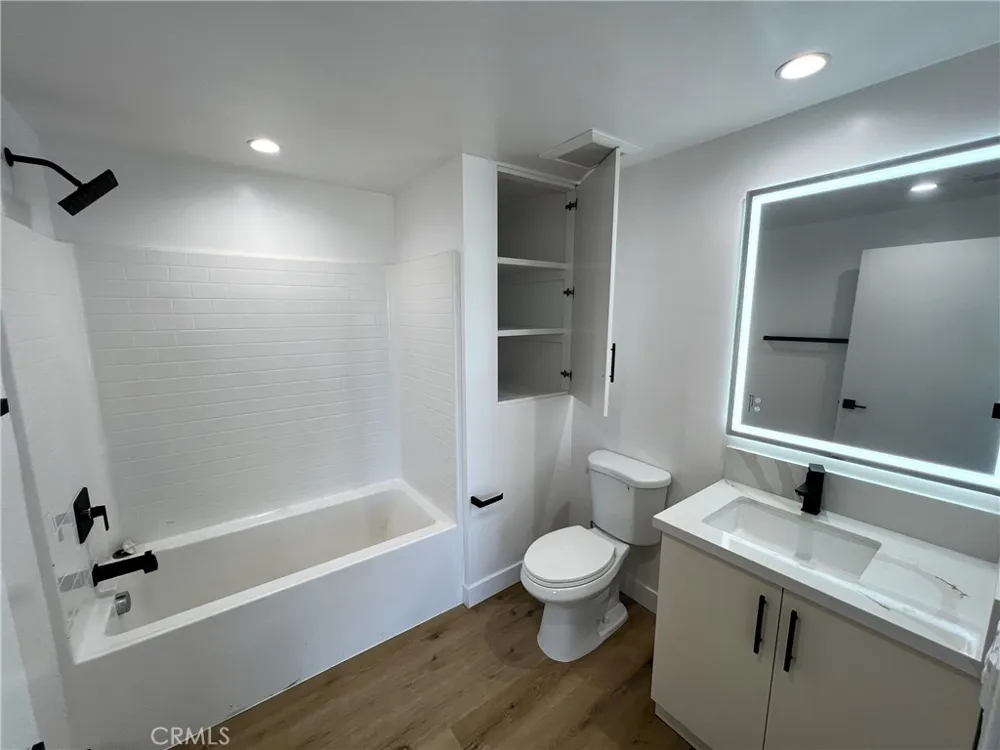 8016 Fair #203 Sun Valley, CA 91352