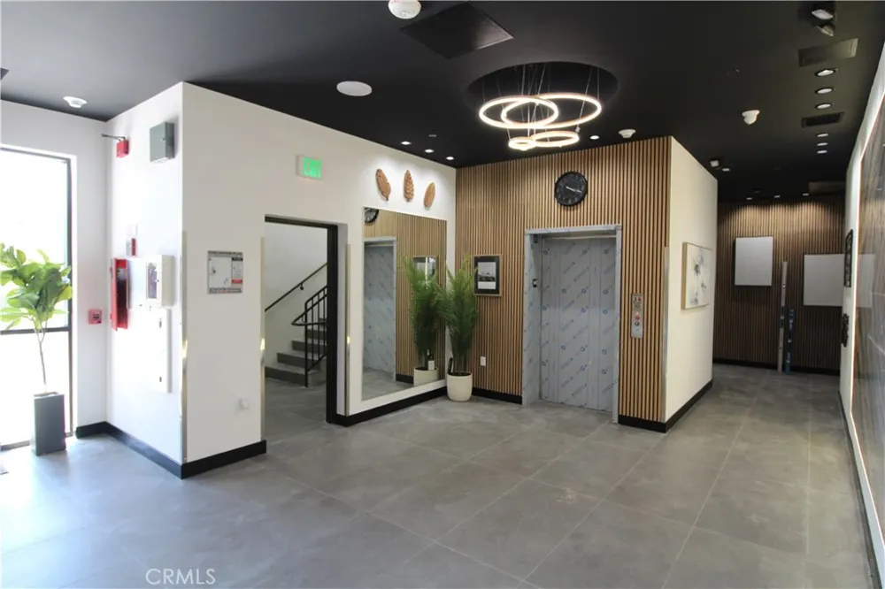 8016 Fair #203 Sun Valley, CA 91352
