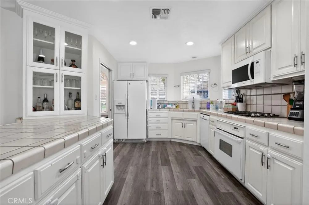 4507 Sealion Lane Bakersfield, CA 93312