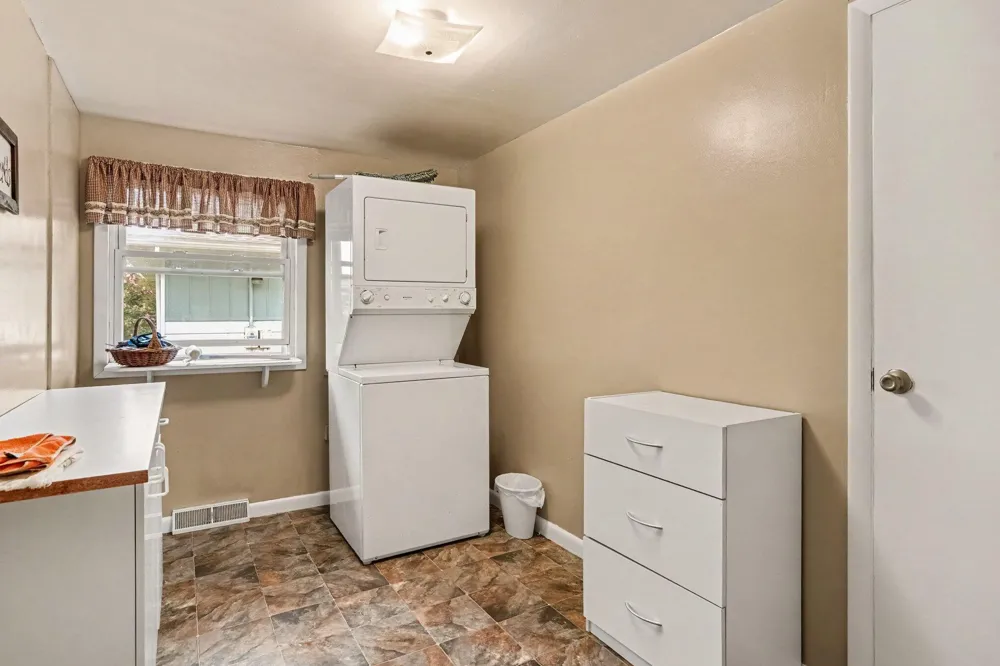 56346 M 51 S Dowagiac, MI 49047