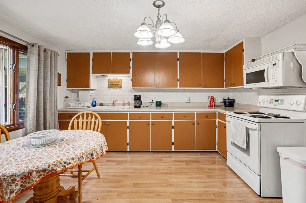 56346 M 51 S Dowagiac, MI 49047