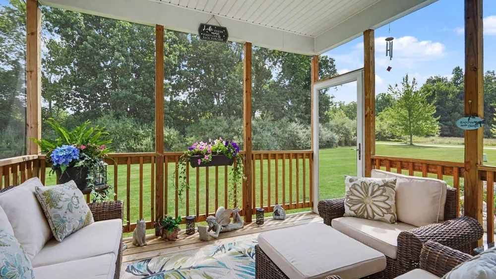 5725 Trail Side Lane Whitmore Lake, MI 48189