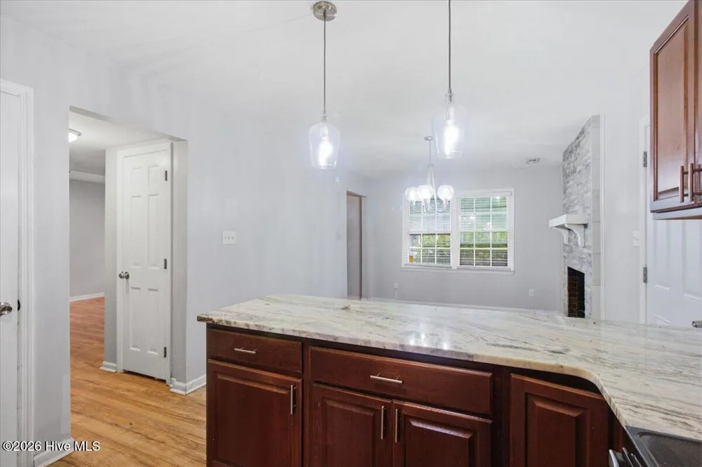 208 Greenbriar Drive Jacksonville, NC 28546