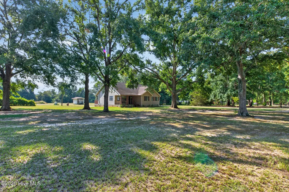 8782 Campground Road Matthews, GA 30818