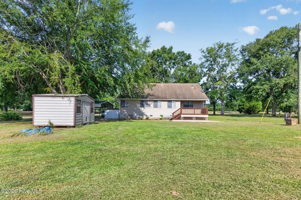 8782 Campground Road Matthews, GA 30818