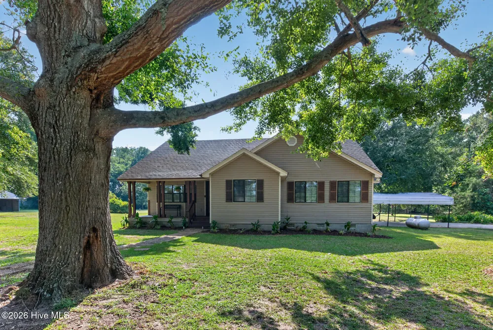 8782 Campground Road Matthews, GA 30818