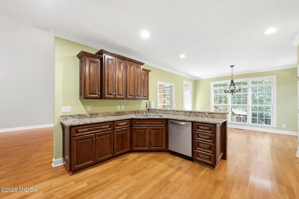 214 Oakleaf Drive Macon, GA 31210