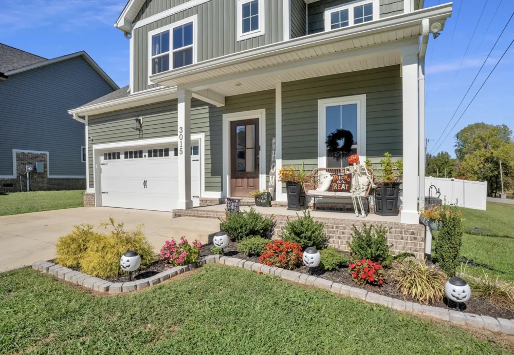 3015 Graystand Dr Greenbrier, TN 37073