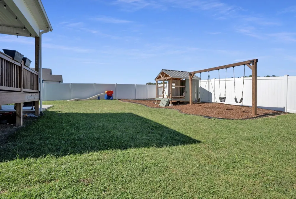 3015 Graystand Dr Greenbrier, TN 37073