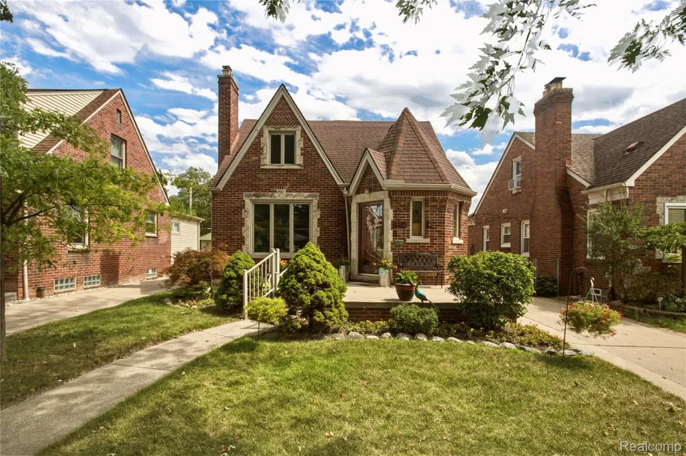 442 Melborn Street Dearborn City, MI 48128