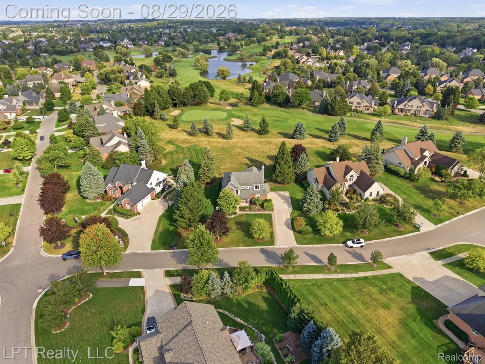 23770 Spy Glass Hill Lyon Charter Township, MI 48178