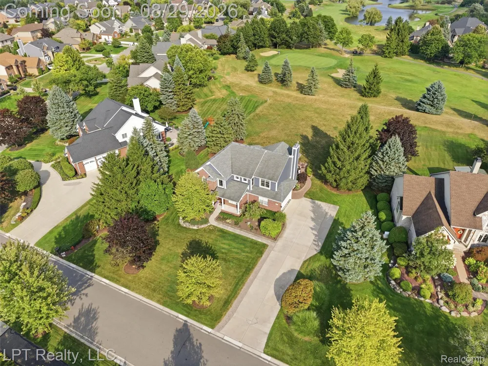 23770 Spy Glass Hill Lyon Charter Township, MI 48178