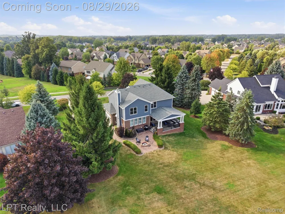 23770 Spy Glass Hill Lyon Charter Township, MI 48178