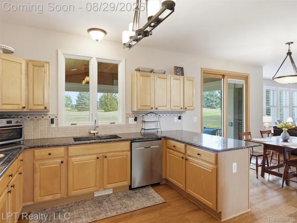 23770 Spy Glass Hill Lyon Charter Township, MI 48178