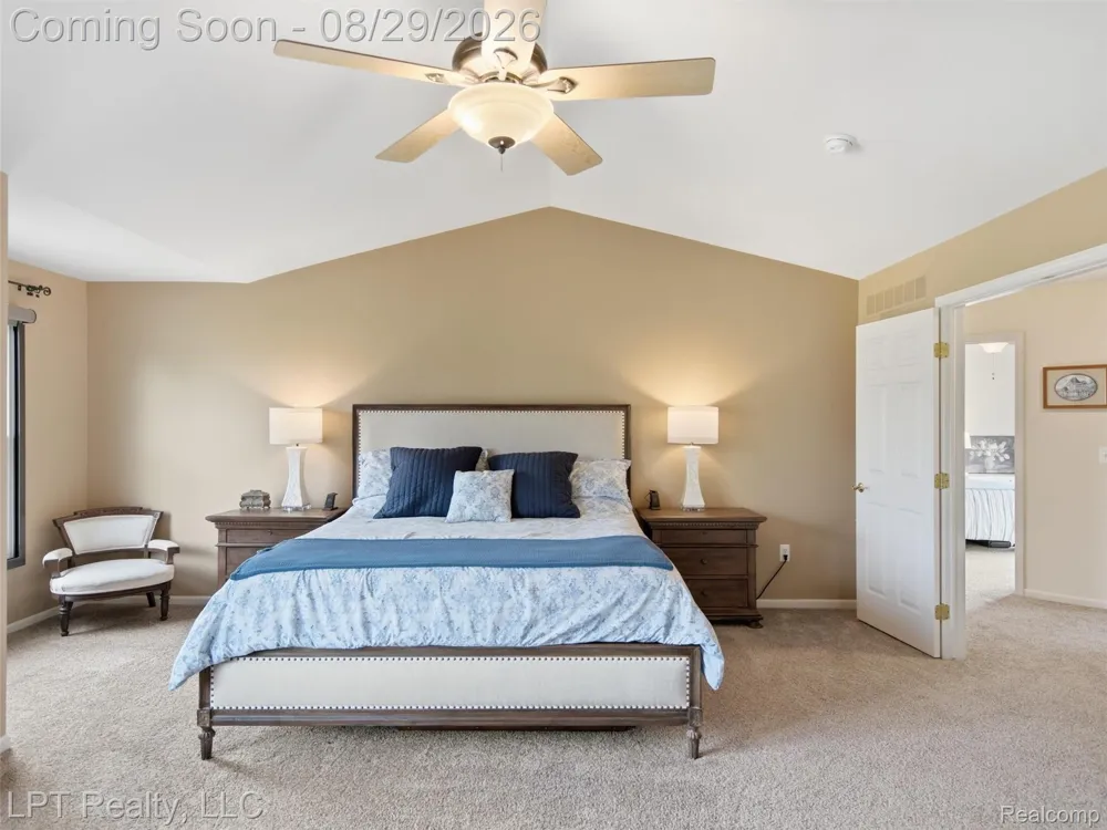 23770 Spy Glass Hill Lyon Charter Township, MI 48178