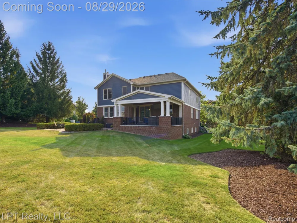 23770 Spy Glass Hill Lyon Charter Township, MI 48178